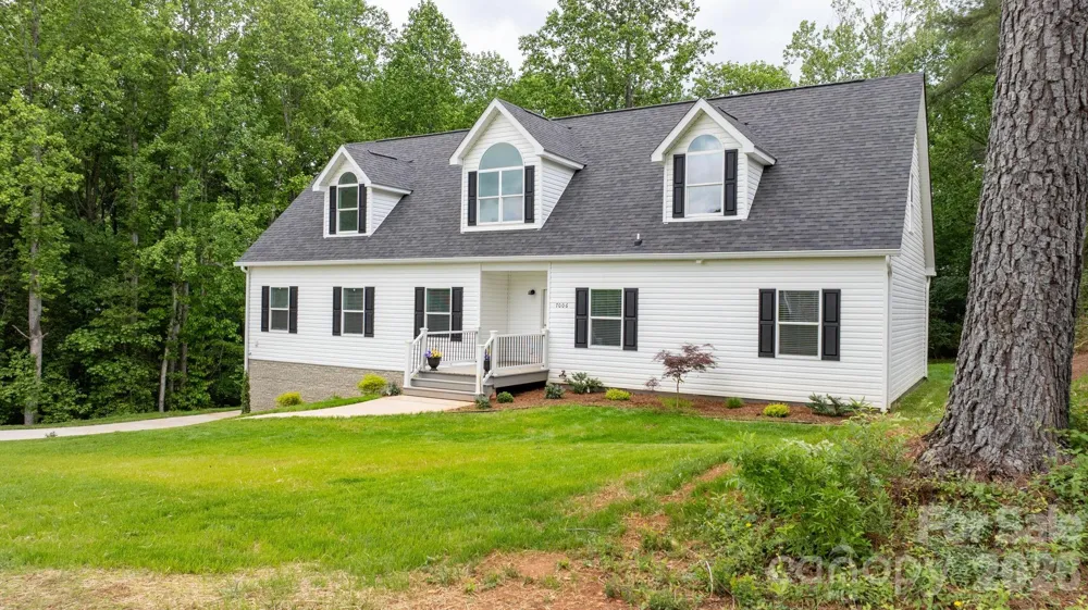7006 Waterfront Place Granite Falls, NC 28630