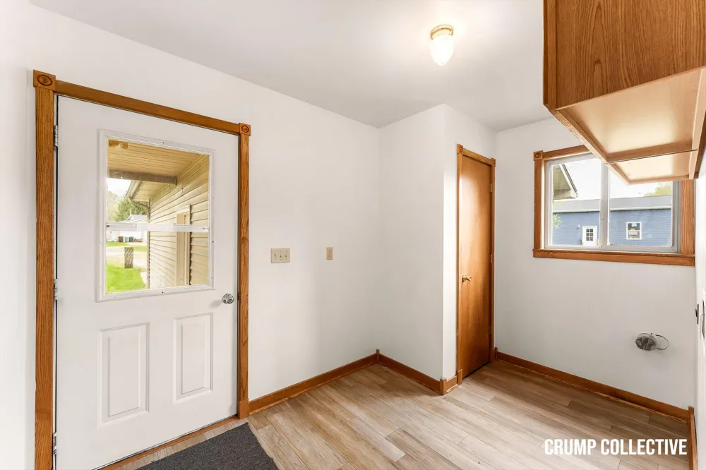 9129 Lakeside Drive Fulton Township, MI 48871