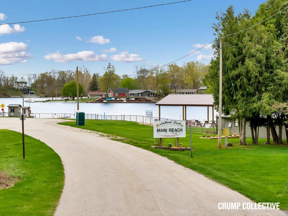 9129 Lakeside Drive Fulton Township, MI 48871