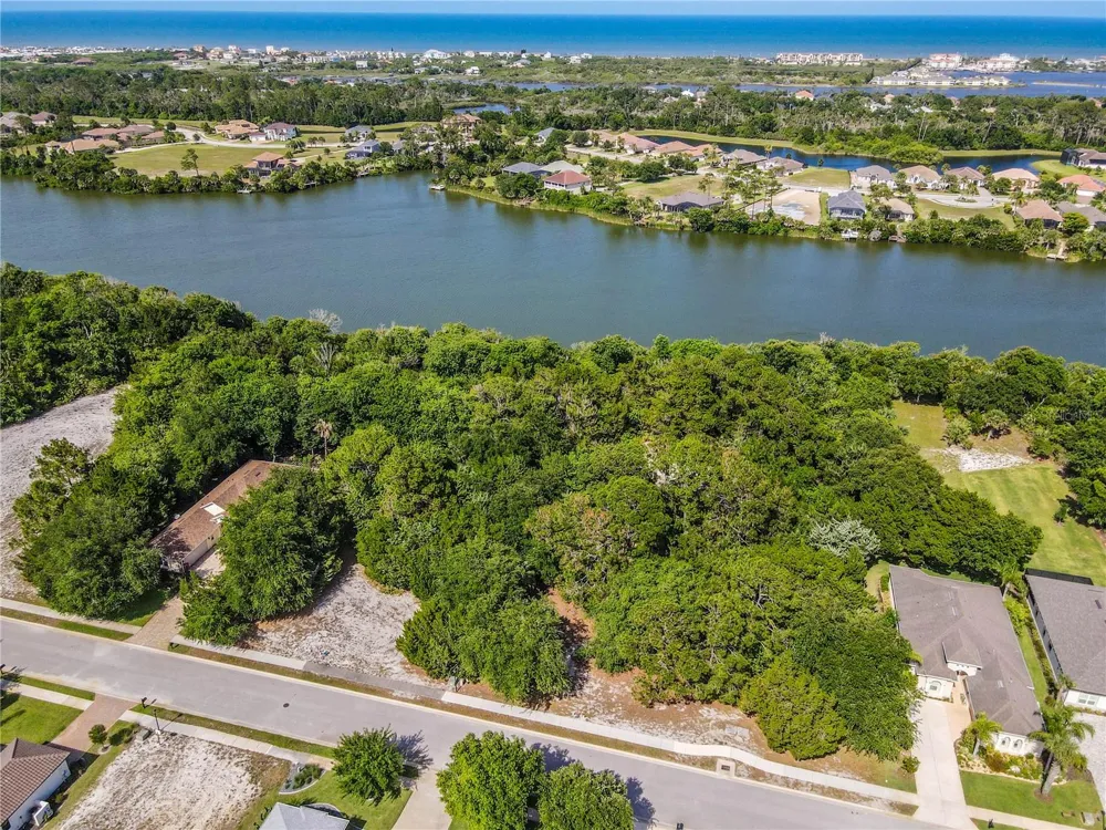 22 LAKEWALK DRIVE Palm Coast, FL 32137