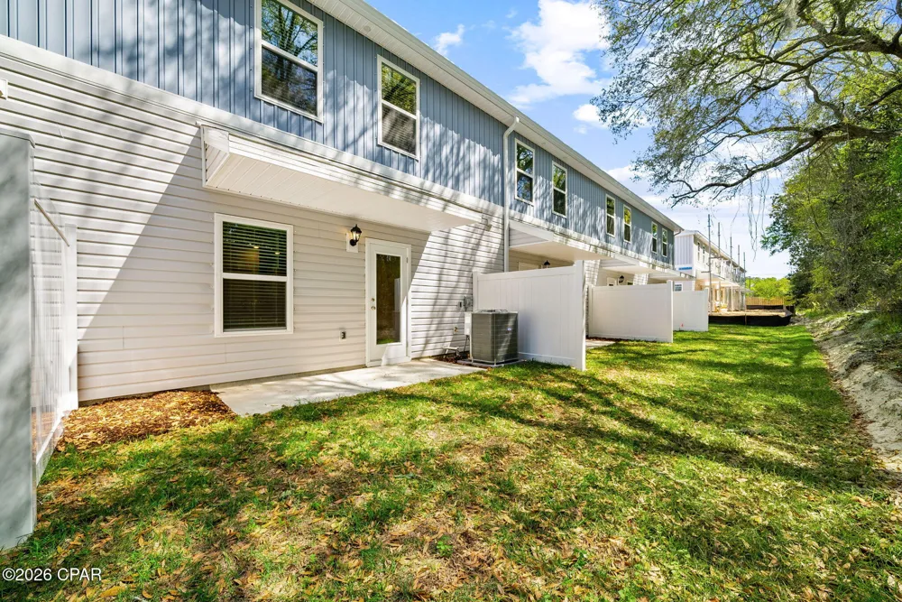 41 S S Main Deck Drive Freeport, FL 32439