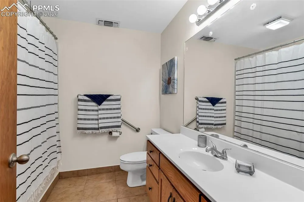 2401 Clayton Drive Canon City, CO 81212