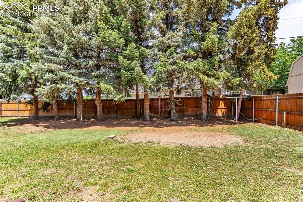 2401 Clayton Drive Canon City, CO 81212