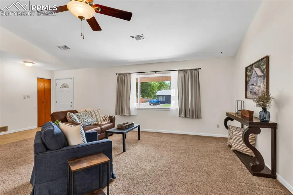 2401 Clayton Drive Canon City, CO 81212
