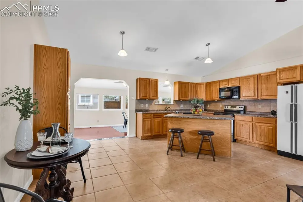 2401 Clayton Drive Canon City, CO 81212