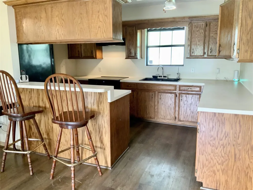 579 County Road 145 Liberty, TX 77575