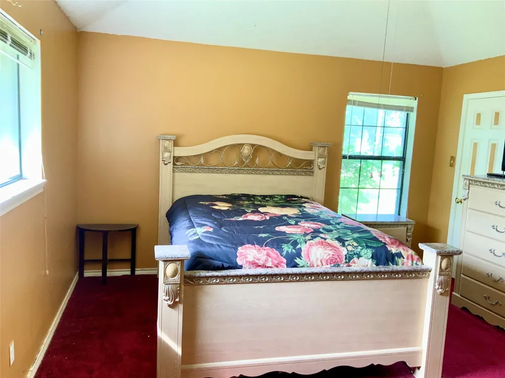 579 County Road 145 Liberty, TX 77575