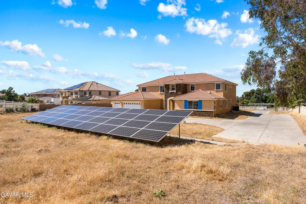658 E Lago Lindo Road Palmdale, CA 93550
