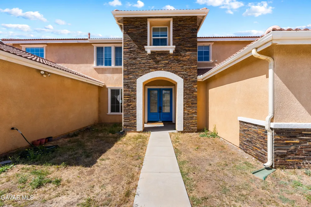 658 E Lago Lindo Road Palmdale, CA 93550