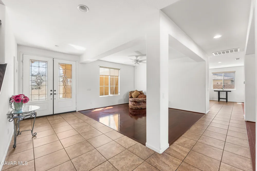 658 E Lago Lindo Road Palmdale, CA 93550