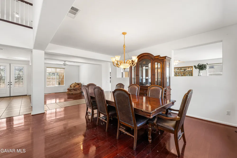 658 E Lago Lindo Road Palmdale, CA 93550