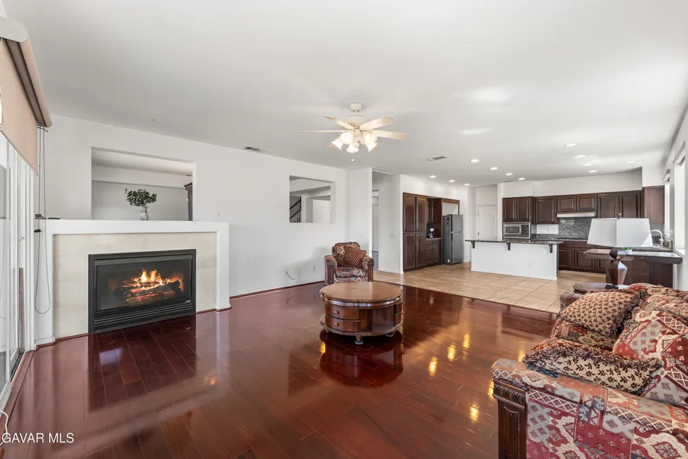 658 E Lago Lindo Road Palmdale, CA 93550