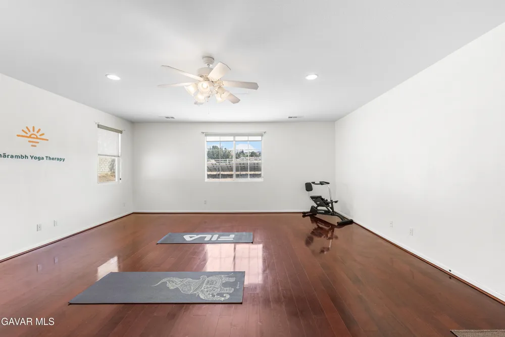 658 E Lago Lindo Road Palmdale, CA 93550