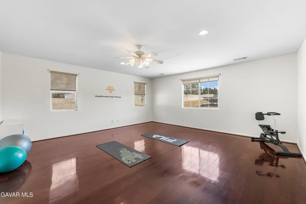 658 E Lago Lindo Road Palmdale, CA 93550