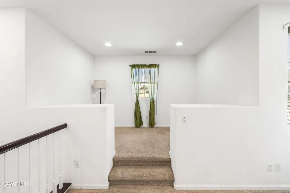 658 E Lago Lindo Road Palmdale, CA 93550