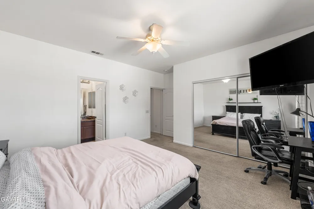 658 E Lago Lindo Road Palmdale, CA 93550