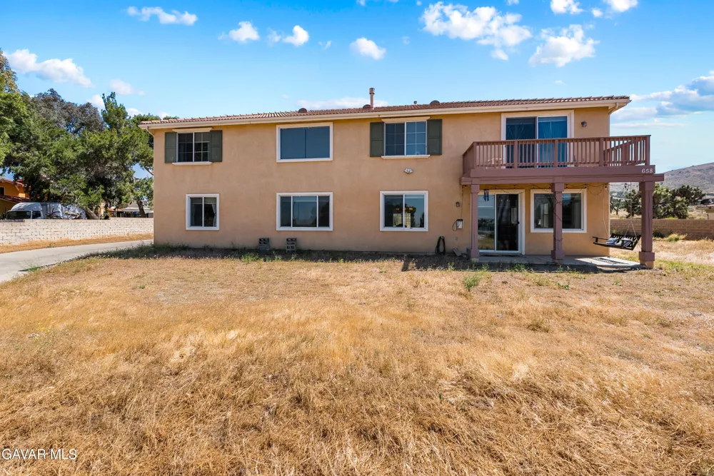 658 E Lago Lindo Road Palmdale, CA 93550