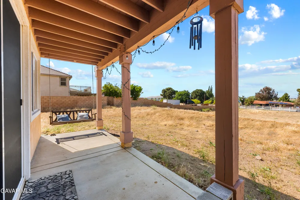 658 E Lago Lindo Road Palmdale, CA 93550