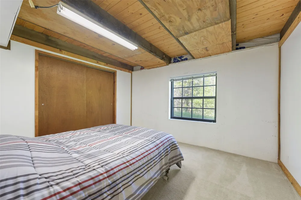 821 Ewing Road Ferris, TX 75125