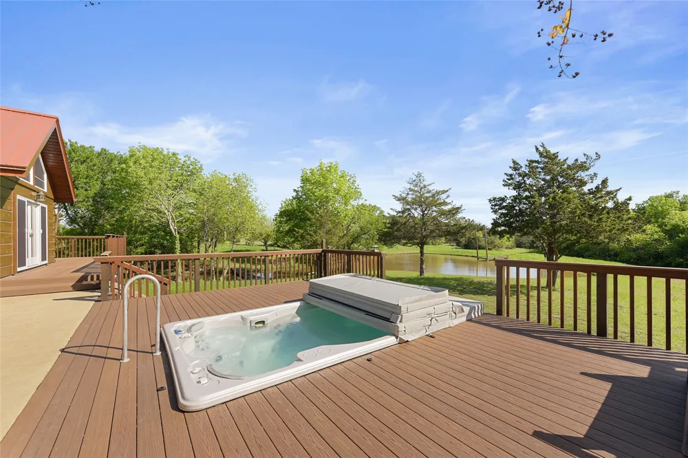 821 Ewing Road Ferris, TX 75125