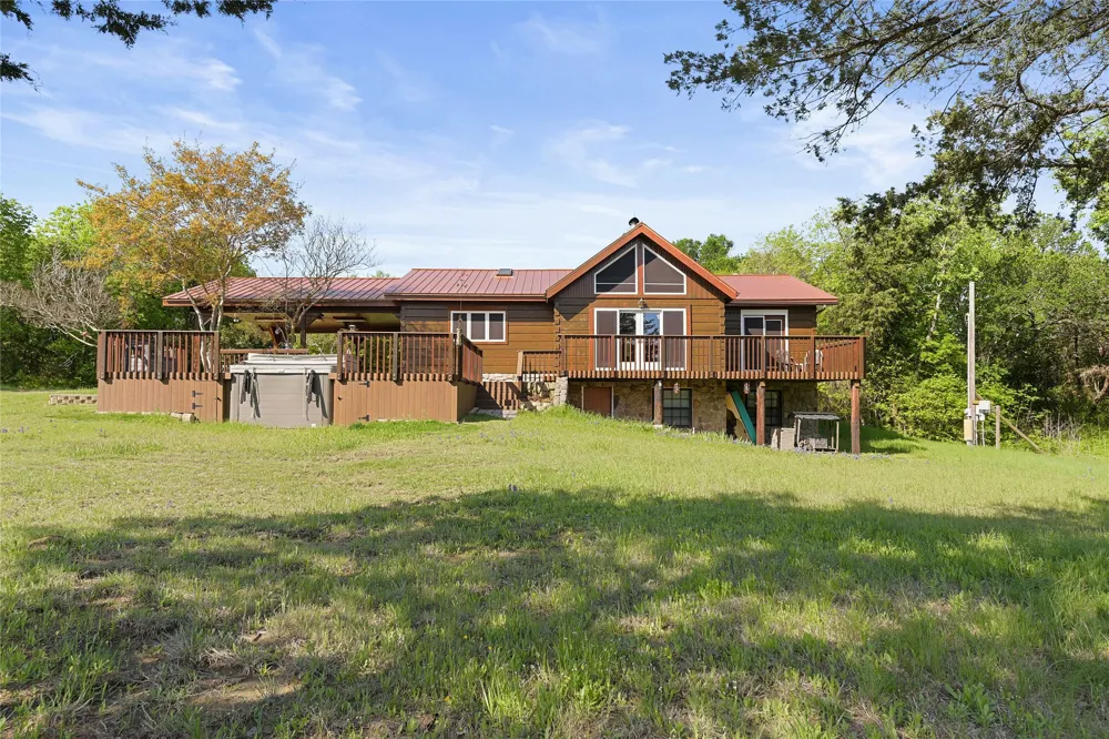 821 Ewing Road Ferris, TX 75125