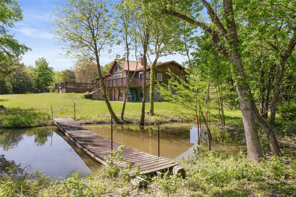 821 Ewing Road Ferris, TX 75125