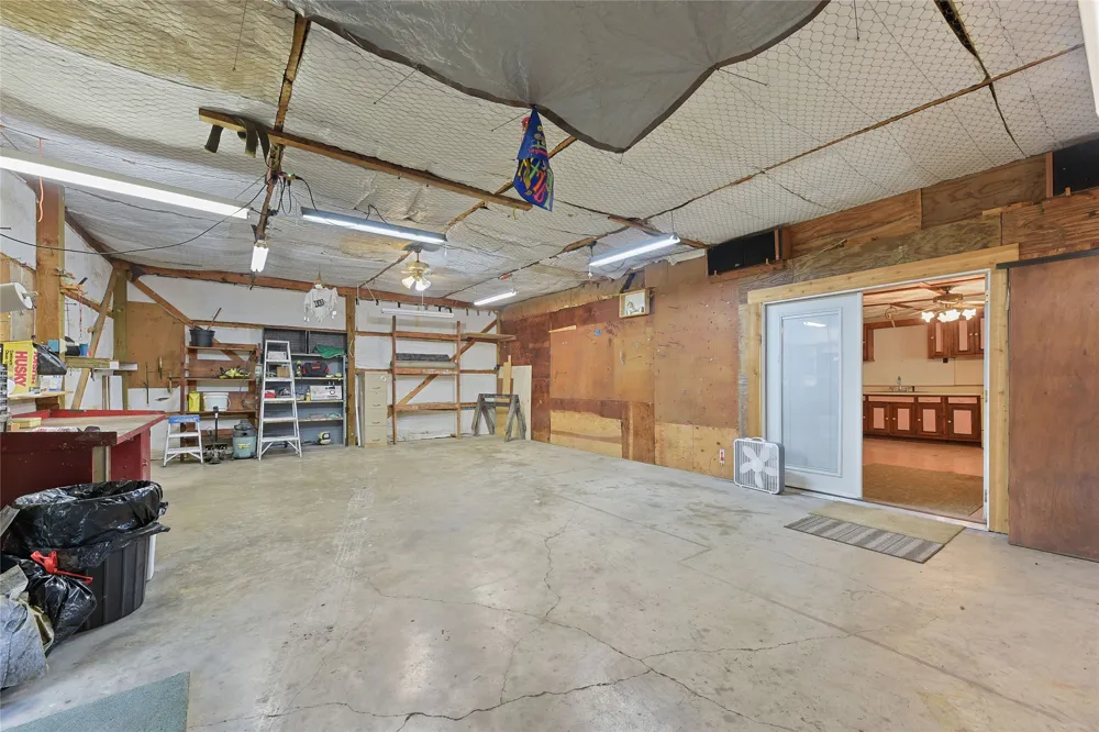 821 Ewing Road Ferris, TX 75125