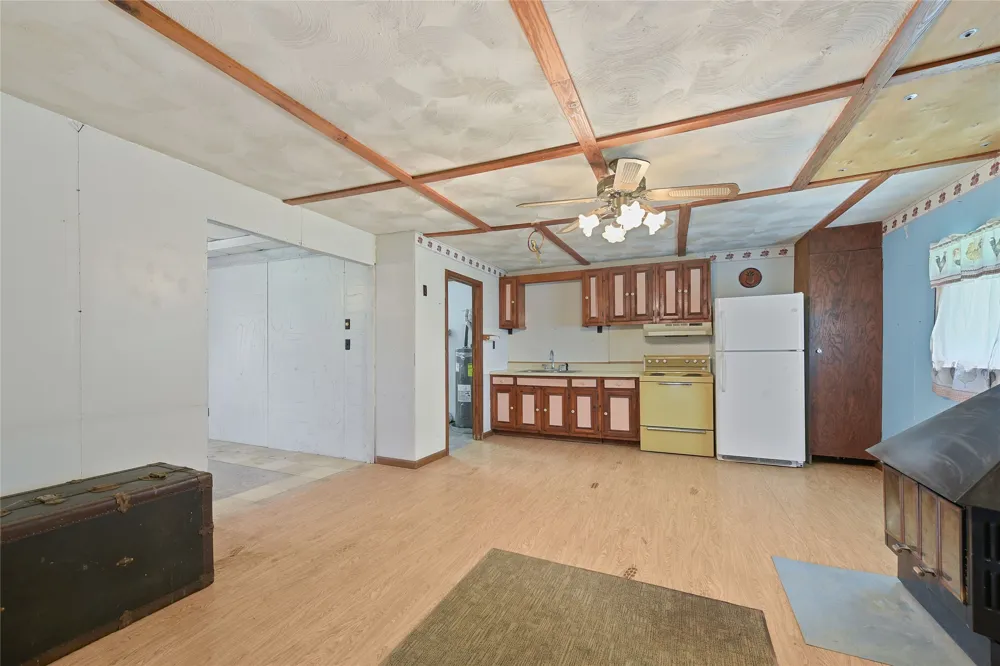 821 Ewing Road Ferris, TX 75125