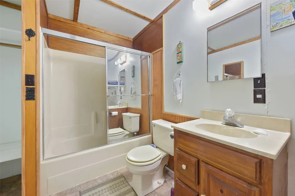 821 Ewing Road Ferris, TX 75125