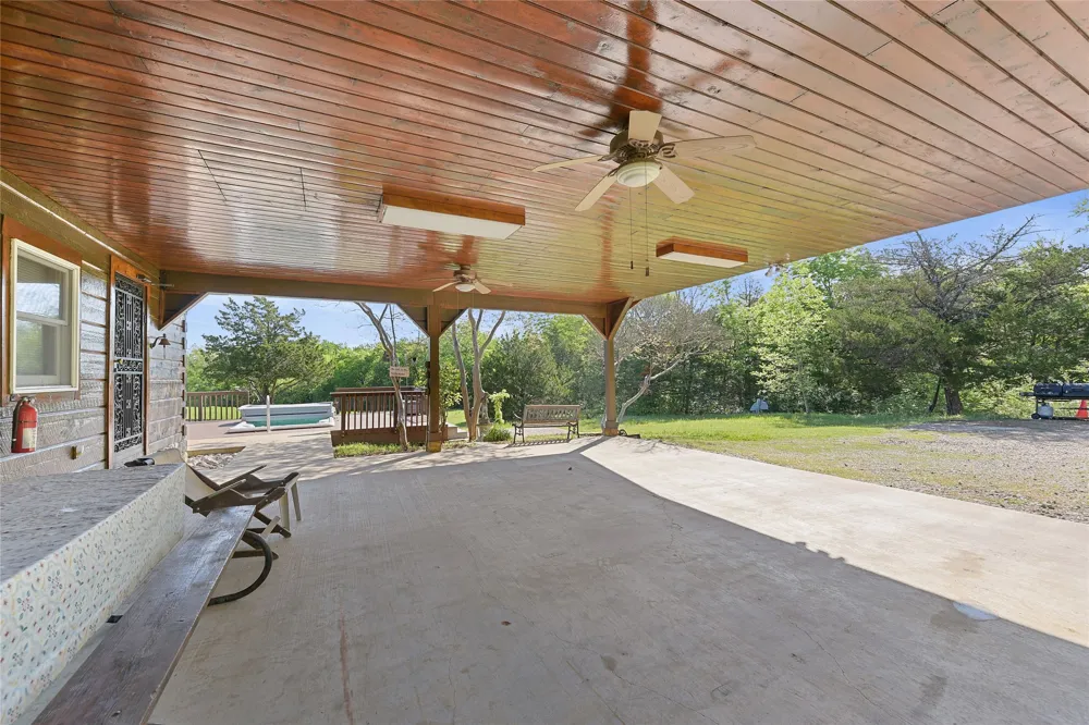 821 Ewing Road Ferris, TX 75125