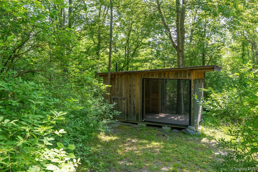 508 Woodstock Road Millbrook, NY 12545