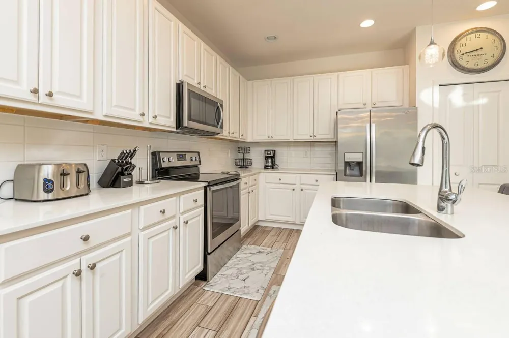 2678 CALISTOGA AVENUE Kissimmee, FL 34741