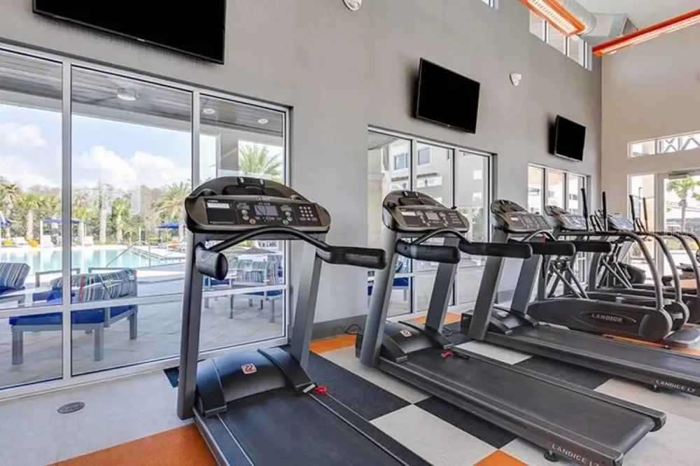 2678 CALISTOGA AVENUE Kissimmee, FL 34741