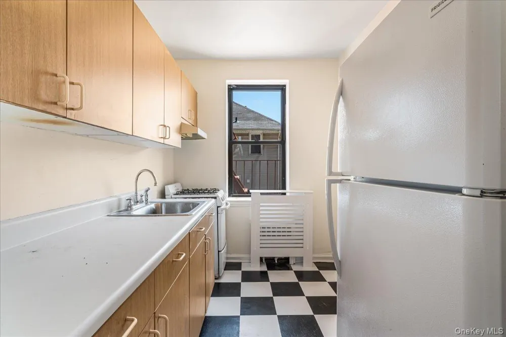 257 Beach 128th Street #2B Belle Harbor, NY 11694