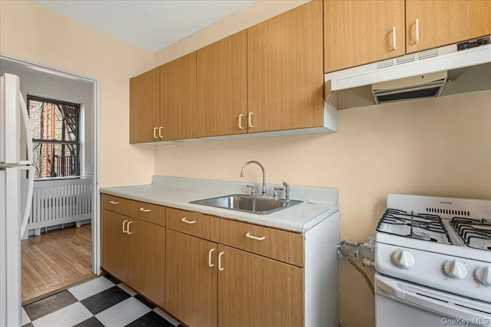 257 Beach 128th Street #2B Belle Harbor, NY 11694