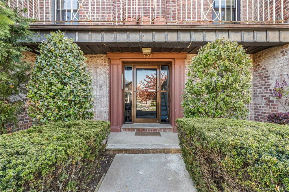 257 Beach 128th Street #2B Belle Harbor, NY 11694