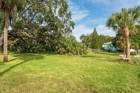 7601 PIER ROAD