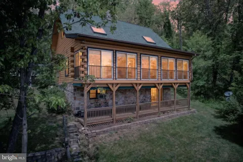 13016 BELLE MEADE LANE