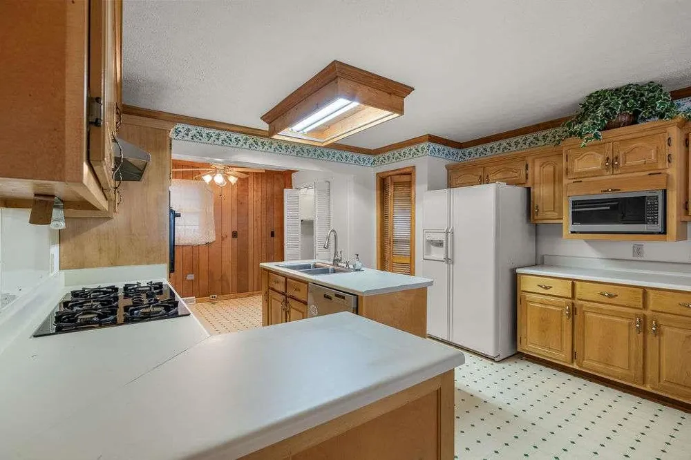 8 Montre Circle Silver Creek, GA 30173