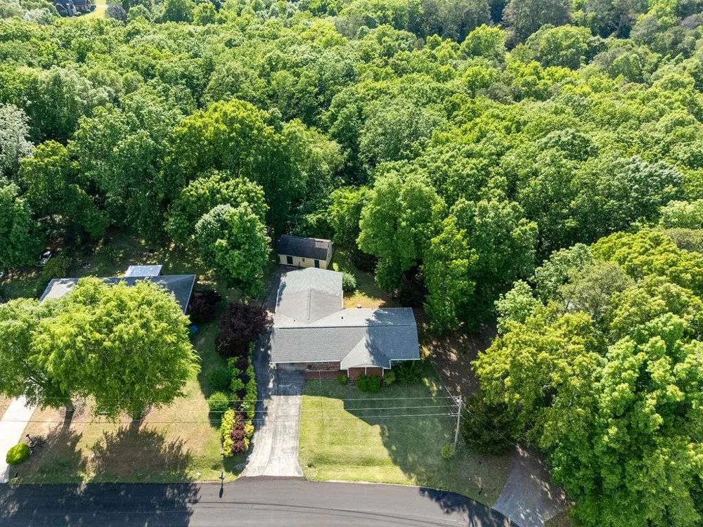 8 Montre Circle Silver Creek, GA 30173