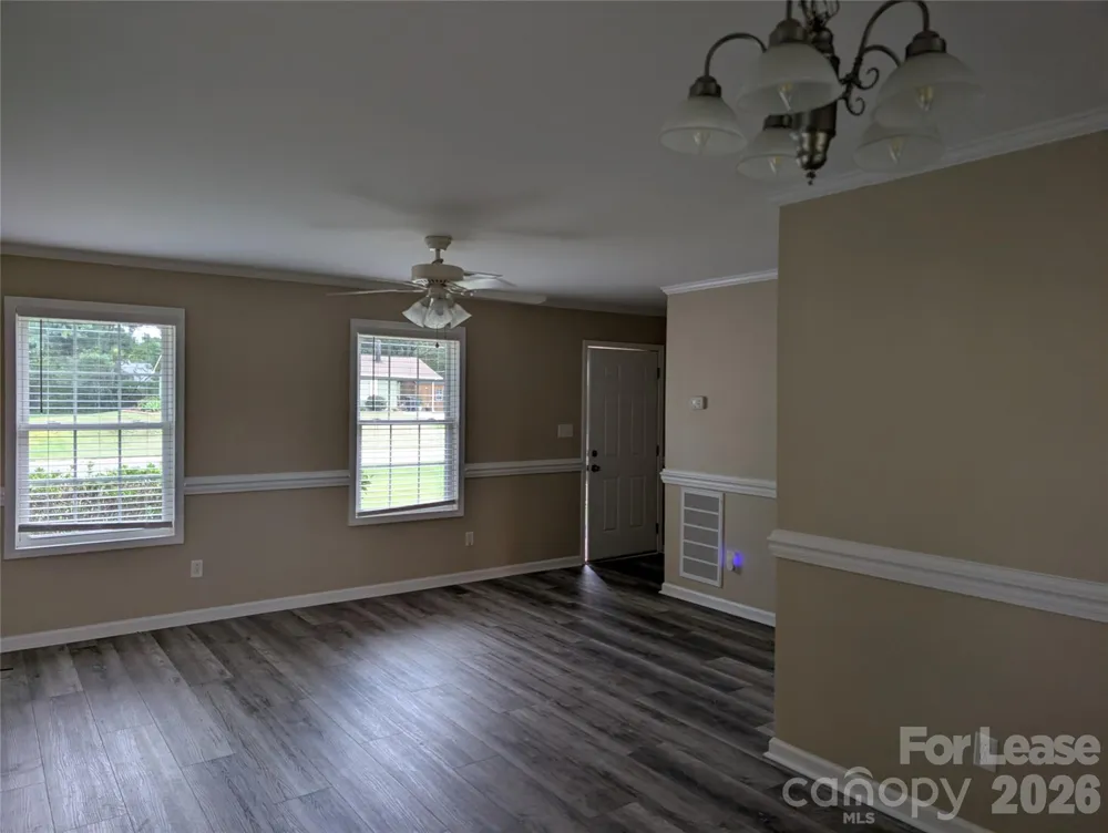 421 West Avenue W Troutman, NC 28166
