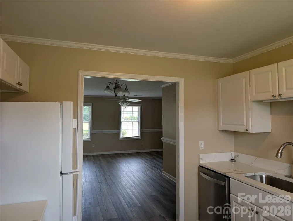 421 West Avenue W Troutman, NC 28166