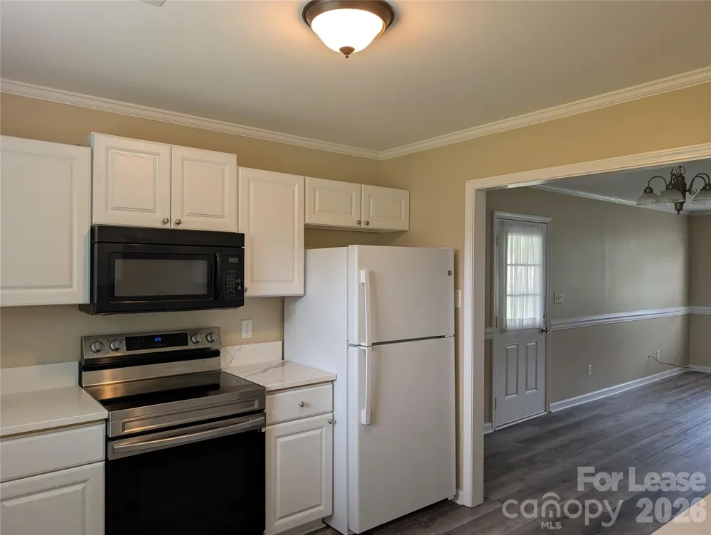 421 West Avenue W Troutman, NC 28166