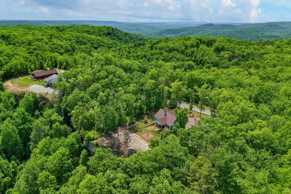 865 Eastridge Pass Monterey, TN 38574