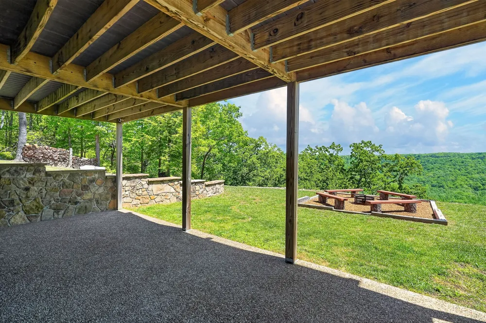 865 Eastridge Pass Monterey, TN 38574