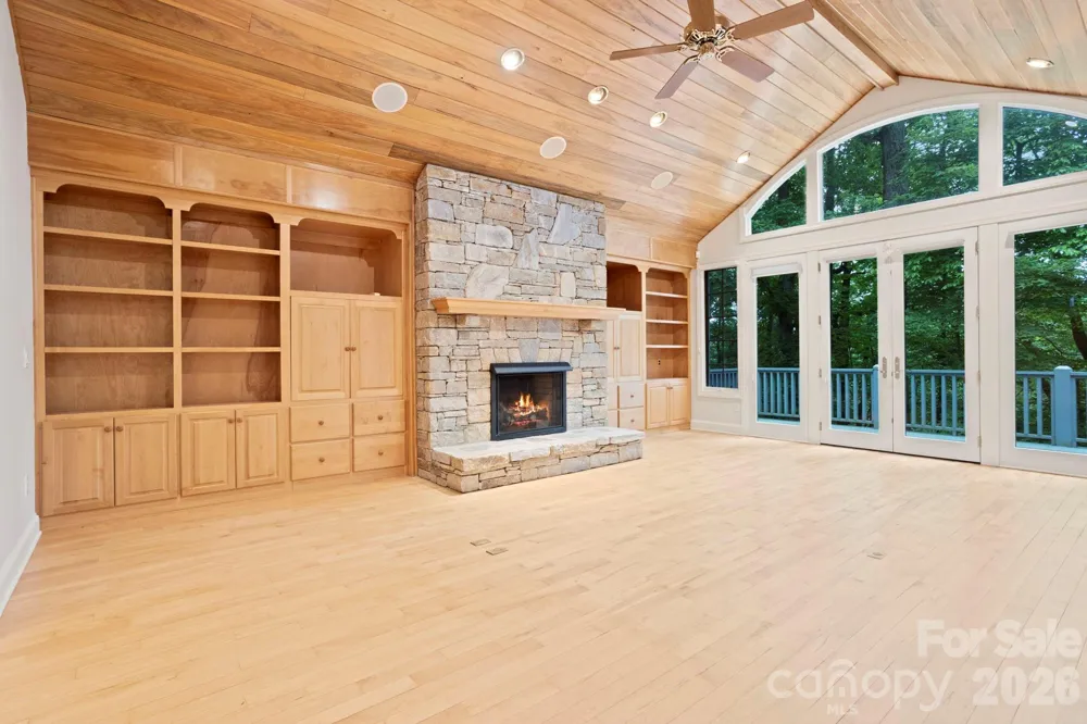 132 Berry Creek Drive Flat Rock, NC 28731