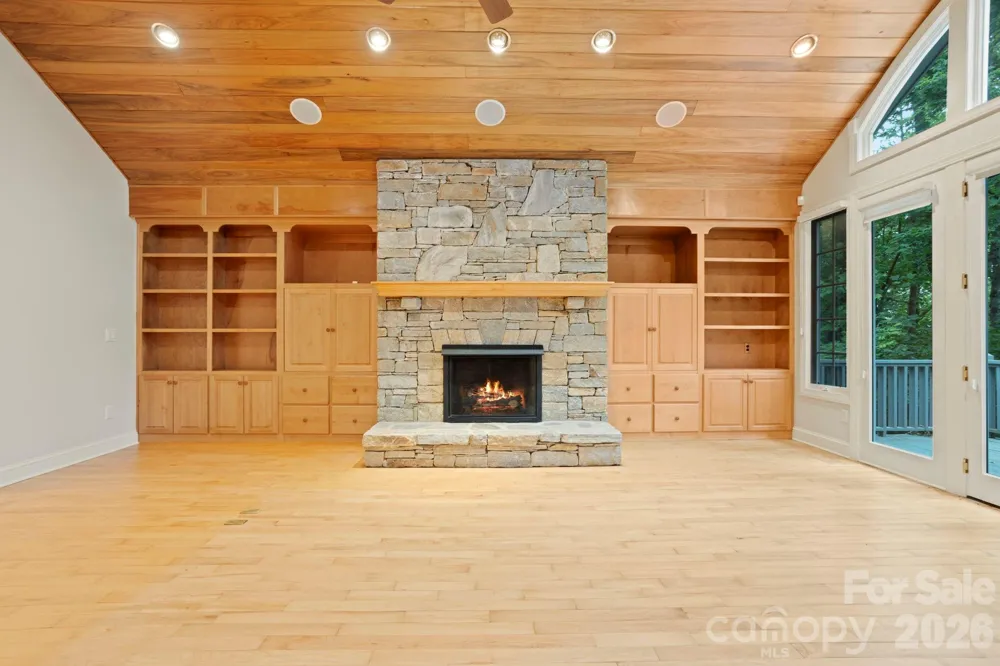 132 Berry Creek Drive Flat Rock, NC 28731