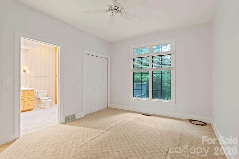 132 Berry Creek Drive Flat Rock, NC 28731