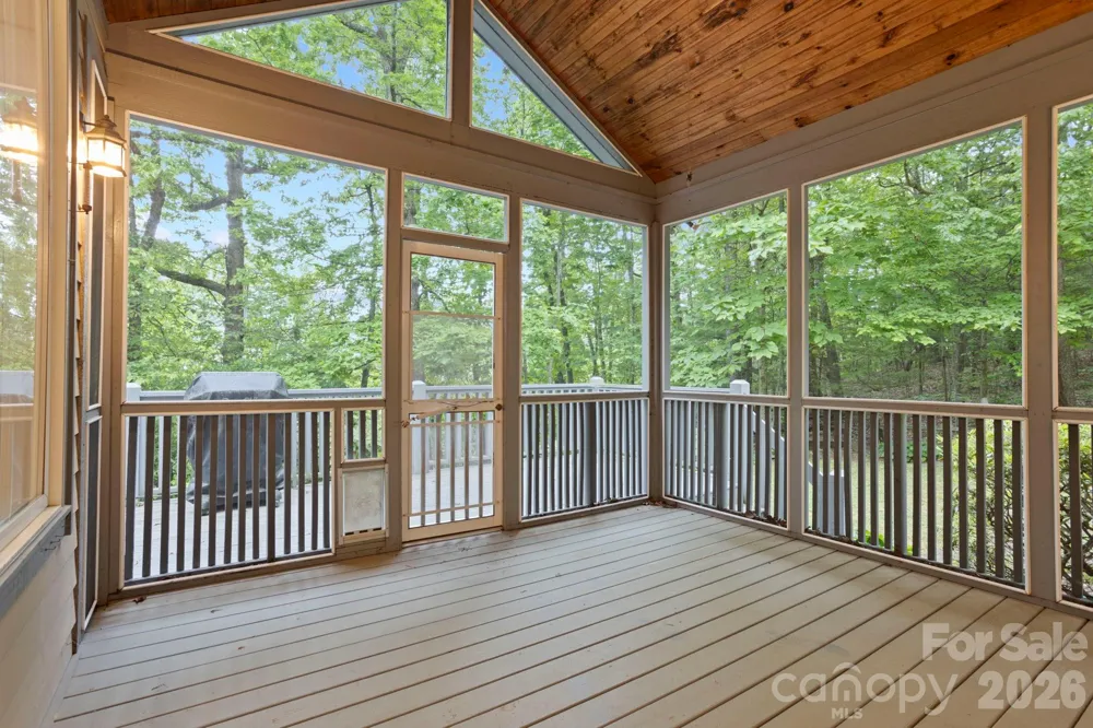 132 Berry Creek Drive Flat Rock, NC 28731