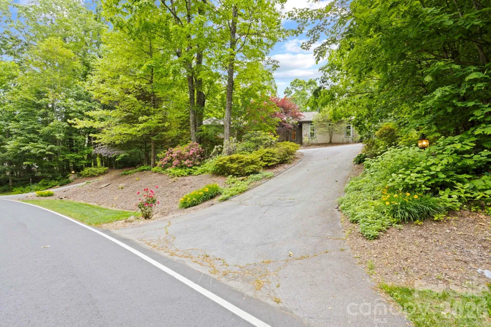 132 Berry Creek Drive Flat Rock, NC 28731